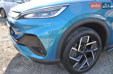 Позашляховик / Кросовер BYD Yuan Plus 2023 в 