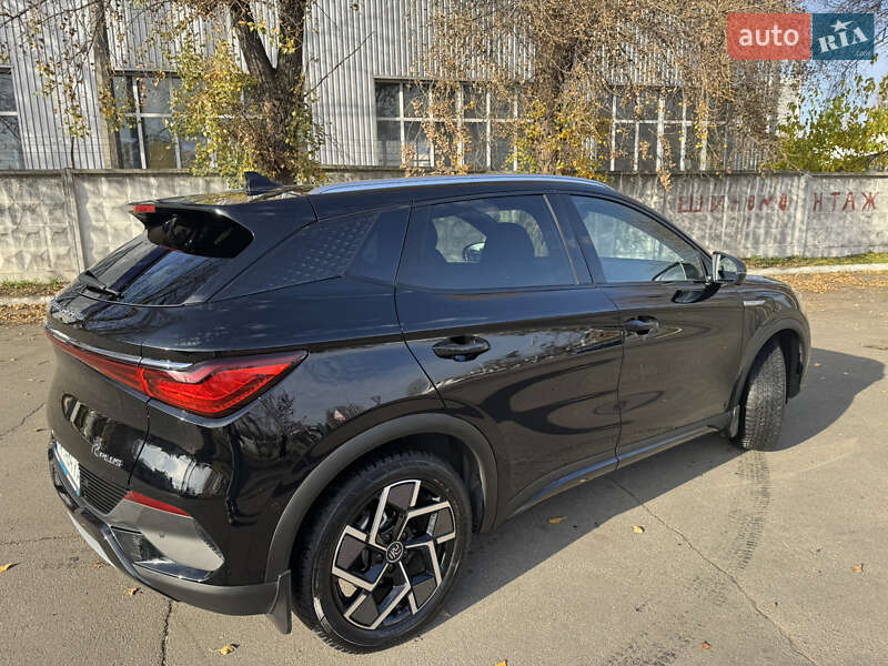 Внедорожник / Кроссовер BYD Yuan Plus 2024 в Киеве