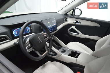 Позашляховик / Кросовер BYD Yuan Up 2024 в 