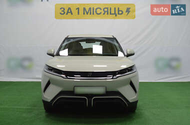 Позашляховик / Кросовер BYD Yuan Up 2024 в 