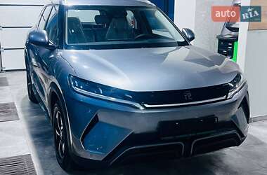 Внедорожник / Кроссовер BYD Yuan Up 2024 в 