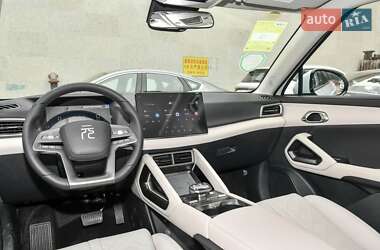 Позашляховик / Кросовер BYD Yuan Up 2024 в 