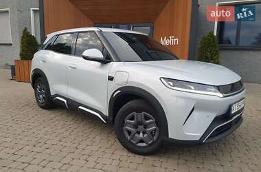 Позашляховик / Кросовер BYD Yuan Up 2025 в 