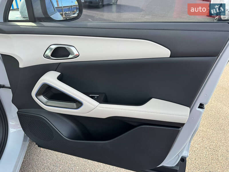 Внедорожник / Кроссовер BYD Yuan Up 2024 в Львове