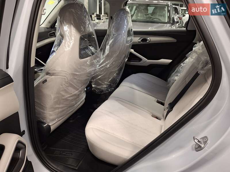 Внедорожник / Кроссовер BYD Yuan Up 2025 в Киеве