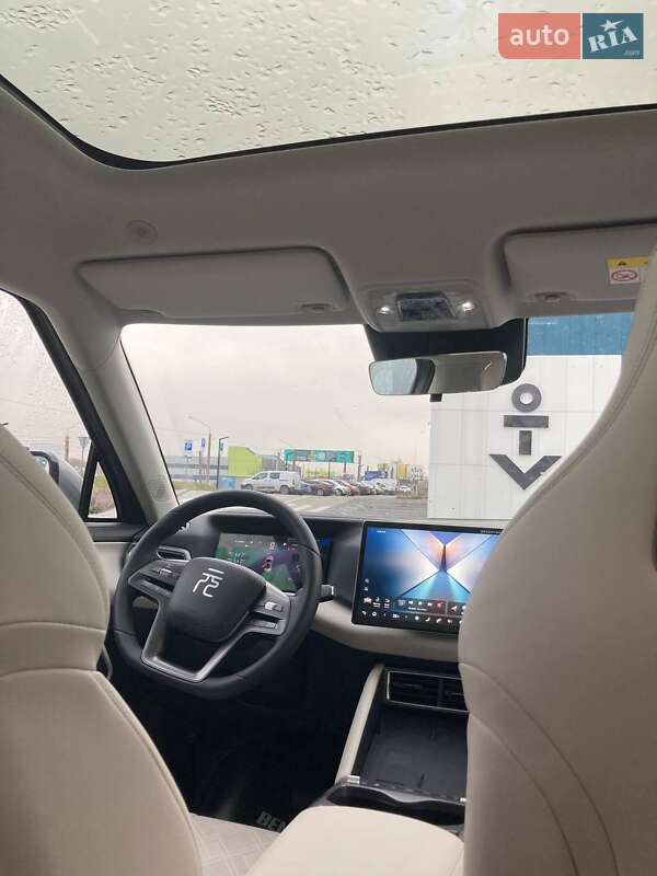 Внедорожник / Кроссовер BYD Yuan Up 2025 в Львове фото 20 Внедорожник / Кроссовер BYD Yuan Up 2025 в Львове