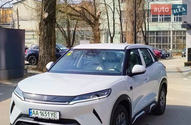 Внедорожник / Кроссовер BYD Yuan Up 2025 в Киеве