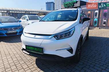 Позашляховик / Кросовер BYD Yuan 2021 в 