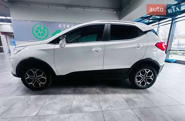Внедорожник / Кроссовер BYD Yuan 2022 в 