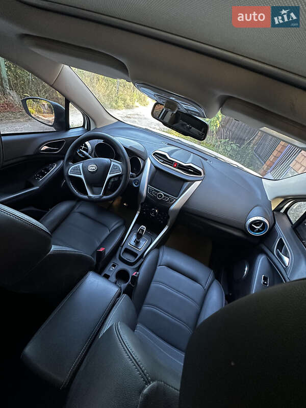 Внедорожник / Кроссовер BYD Yuan 2019 в Запорожье