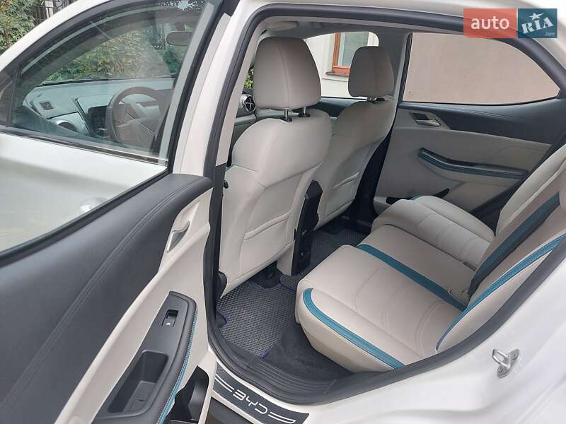 Позашляховик / Кросовер BYD Yuan 2023 в Снятині