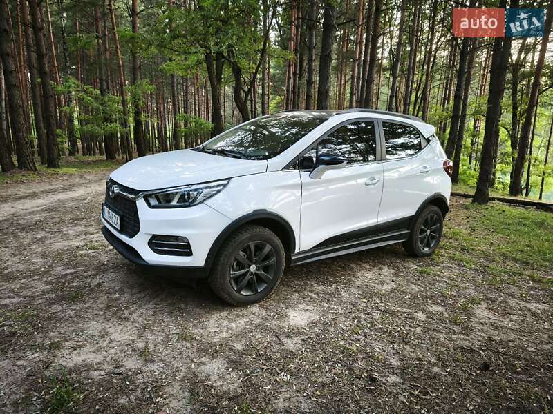 Внедорожник / Кроссовер BYD Yuan 2018 в Чернигове фото 6 Внедорожник / Кроссовер BYD Yuan 2018 в Чернигове