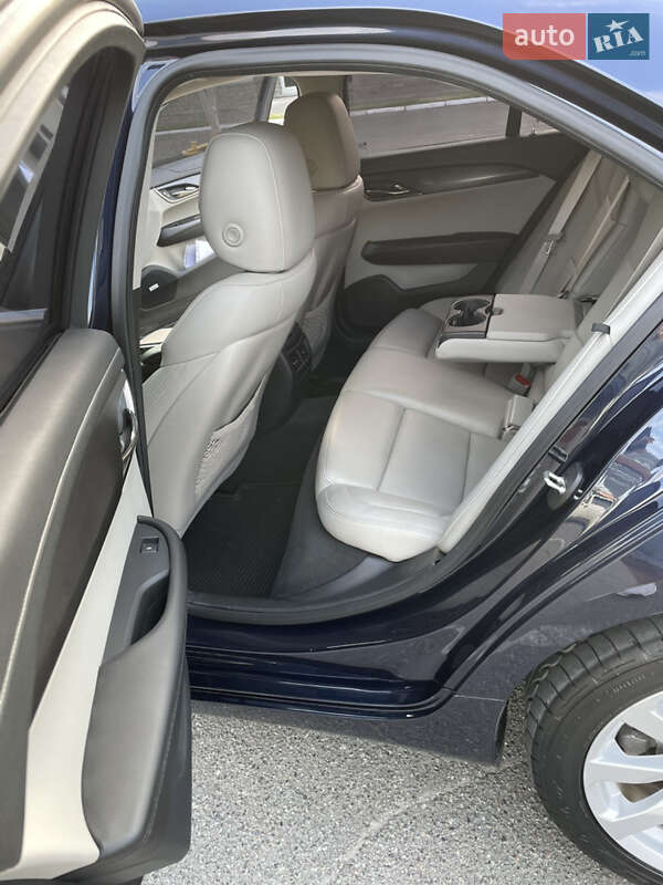 Седан Cadillac ATS 2017 в Киеве