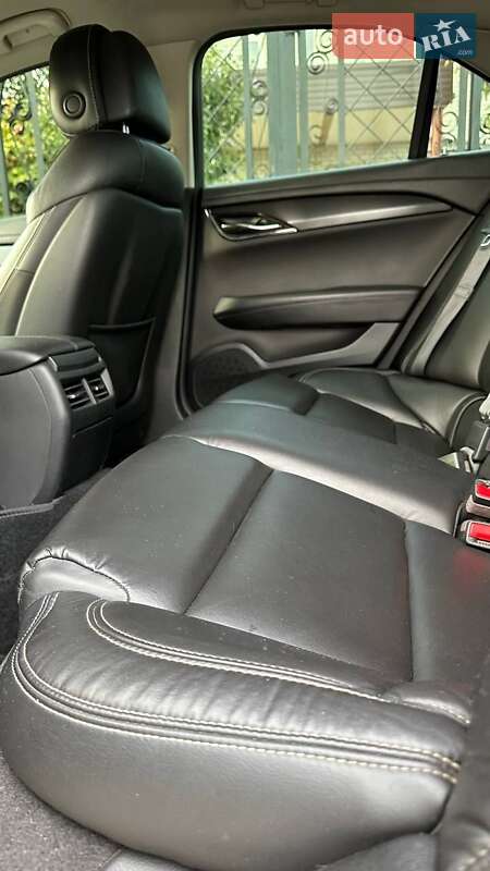 Седан Cadillac ATS 2013 в Пятихатках