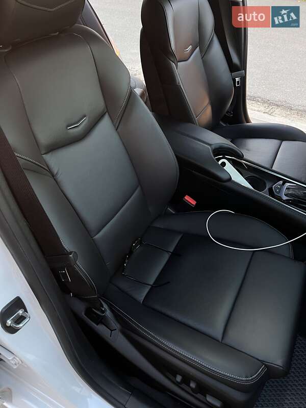 Седан Cadillac ATS 2014 в Києві