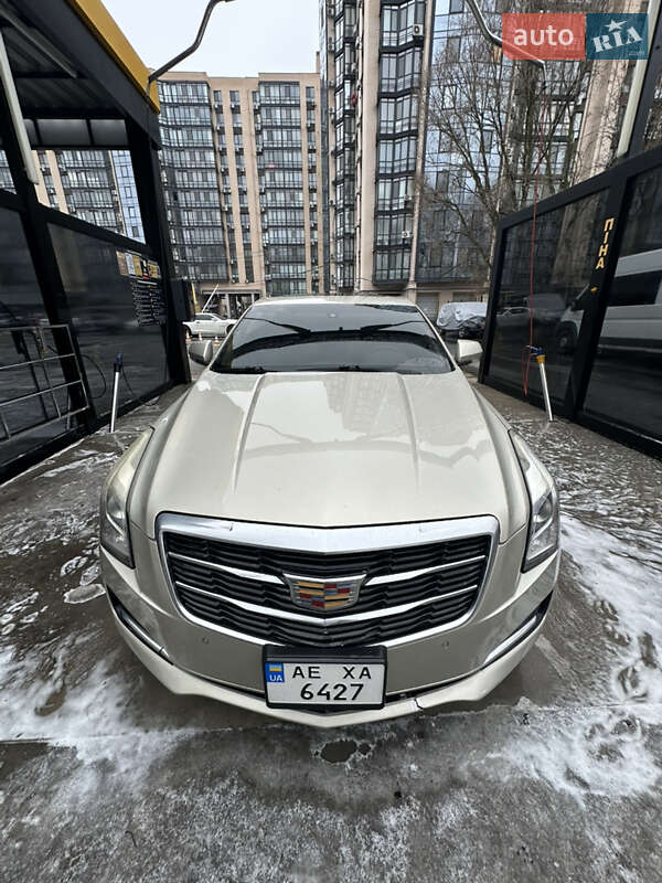 Cadillac ATS 2015