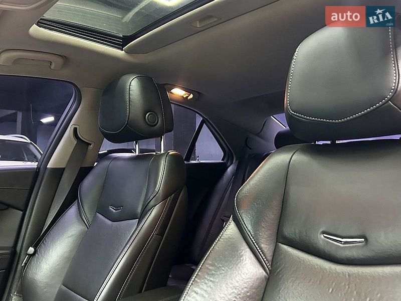 Седан Cadillac ATS 2013 в Черновцах
