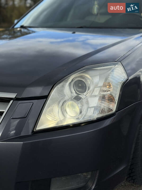 Седан Cadillac BLS 2006 в Києві