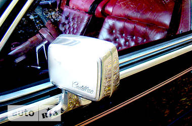 Седан Cadillac Brougham 1988 в 