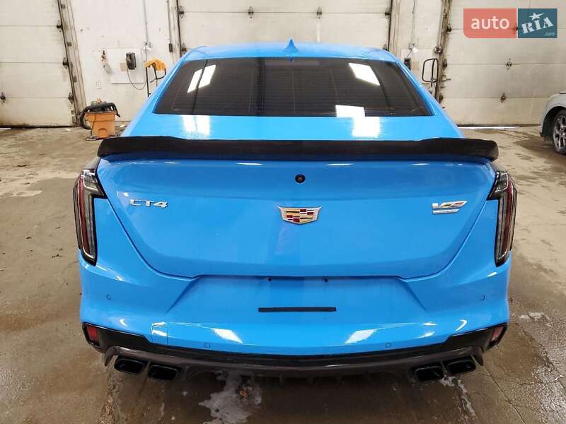Седан Cadillac CT4-V 2022 в Львові