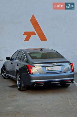 Седан Cadillac CT5 2021 в 