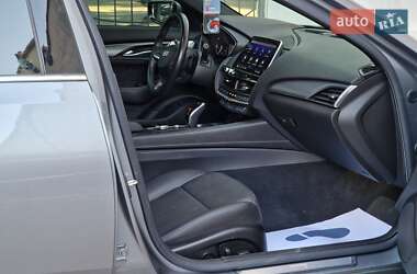 Седан Cadillac CT5 2021 в 