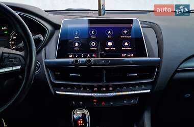 Седан Cadillac CT5 2021 в 