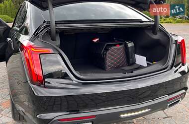 Седан Cadillac CT5 2021 в 