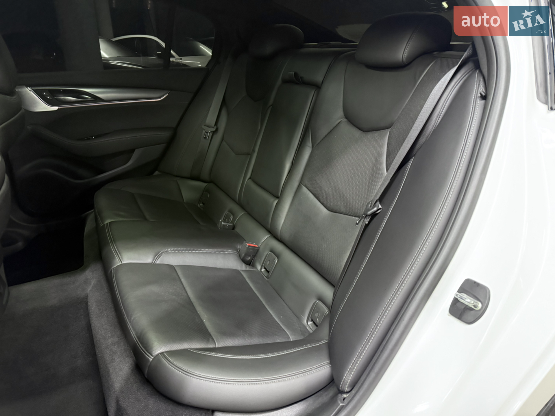 2019 Cadillac CT5 - мініатюра 24