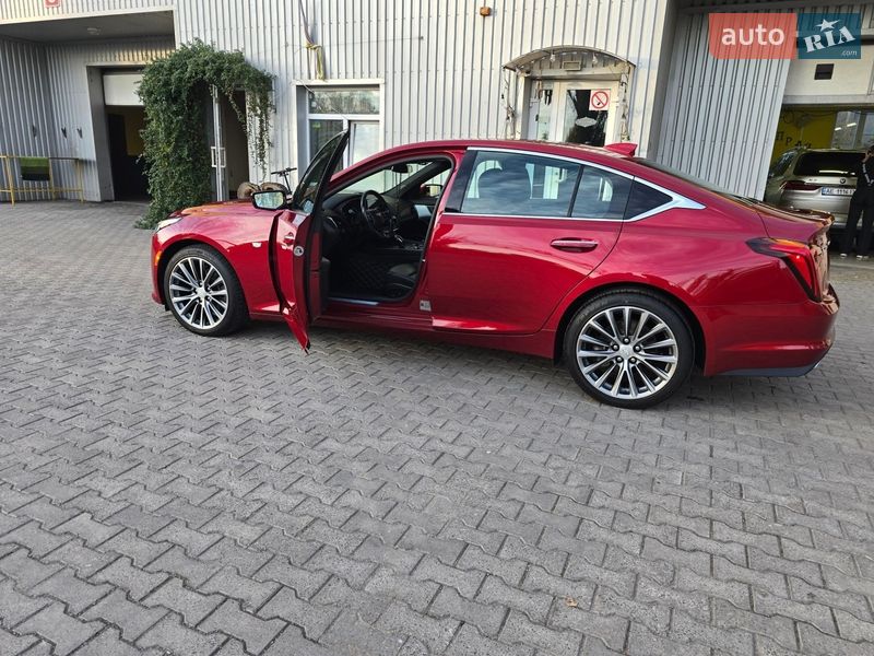 Седан Cadillac CT5 2020 в Кривом Роге