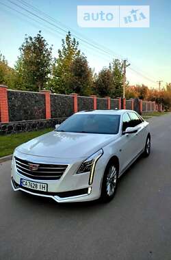 Седан Cadillac CT6 2016 в Корсунь-Шевченківському