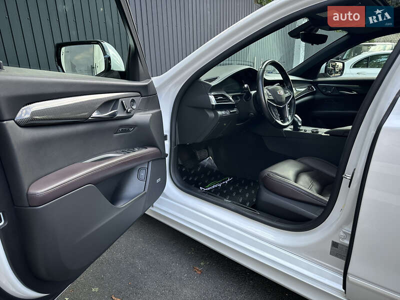 Седан Cadillac CT6 2019 в Киеве