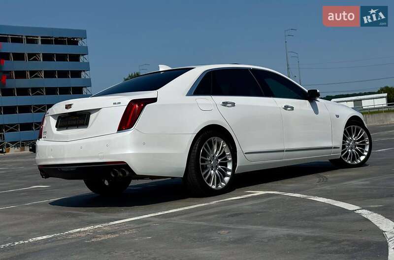 Седан Cadillac CT6 2018 в Києві фото 12 Седан Cadillac CT6 2018 в Києві