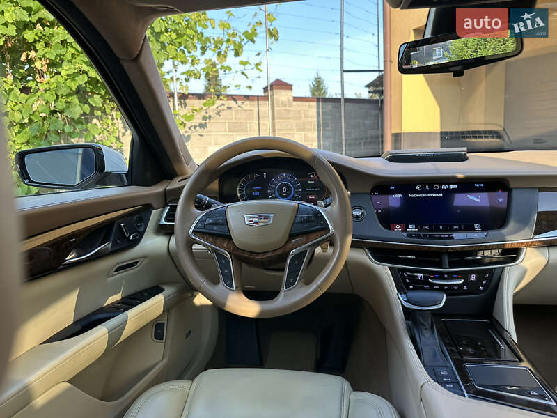 Седан Cadillac CT6 2016 в Буську