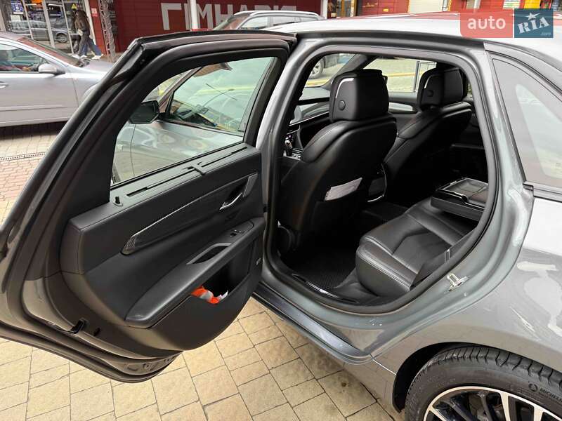 Седан Cadillac CT6 2019 в Львове