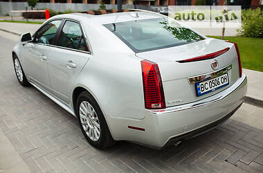 Седан Cadillac CTS 2010 в Львове