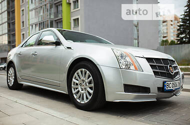 Cadillac CTS Luxury 2010
