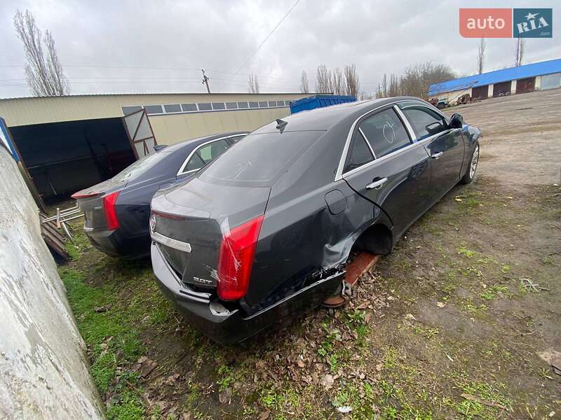 Седан Cadillac CTS 2013 в Новому Бузі