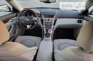 Седан Cadillac CTS 2010 в 
