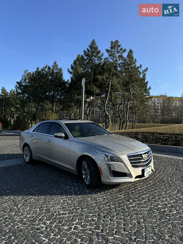 Седан Cadillac CTS 2015 в Днепре
