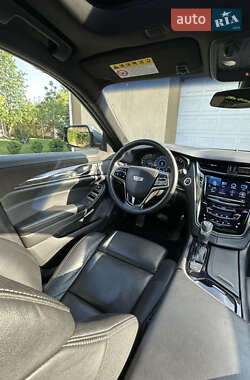 Седан Cadillac CTS 2015 в 