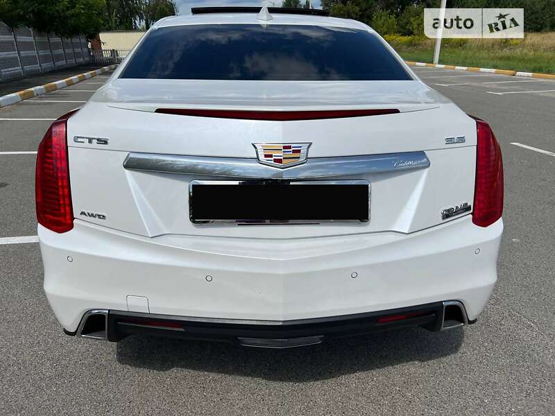 Седан Cadillac CTS 2017 в Святопетрівське
