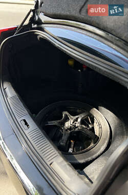 Седан Cadillac CTS 2012 в Львові