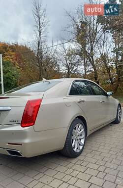 Седан Cadillac CTS 2014 в Львові