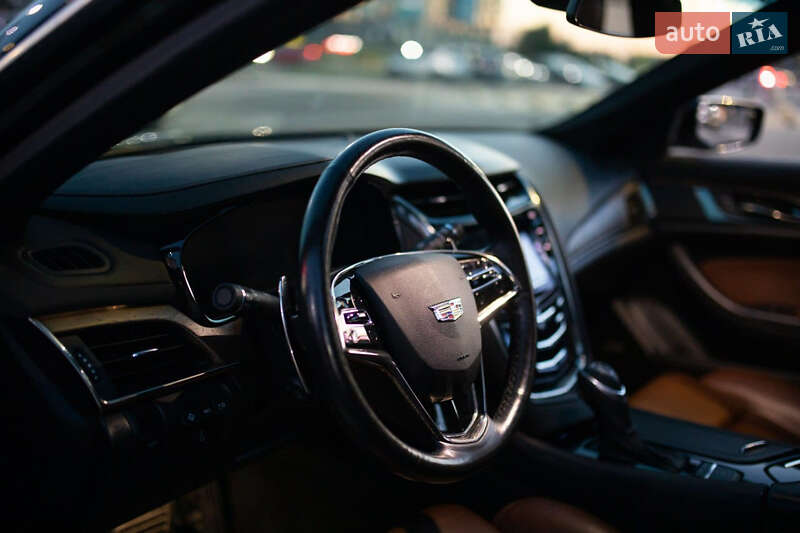 Седан Cadillac CTS 2014 в Львове фото 22 Седан Cadillac CTS 2014 в Львове