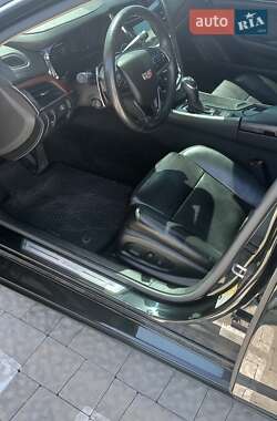 Седан Cadillac CTS 2015 в Львові