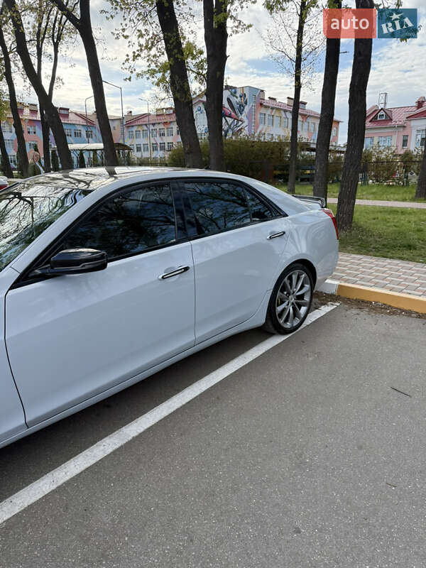 Седан Cadillac CTS 2013 в Києві