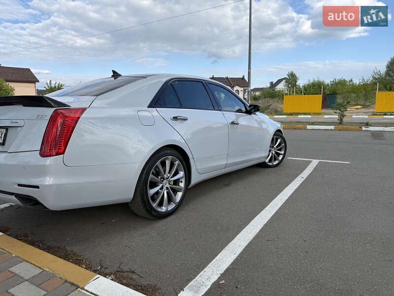 Седан Cadillac CTS 2013 в Києві