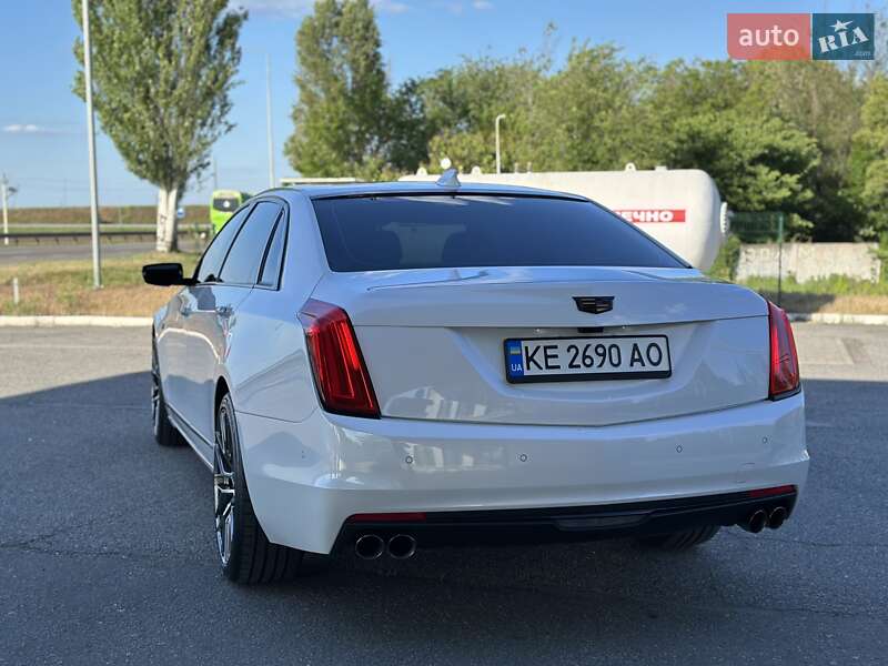 Седан Cadillac CTS 2016 в Дніпрі