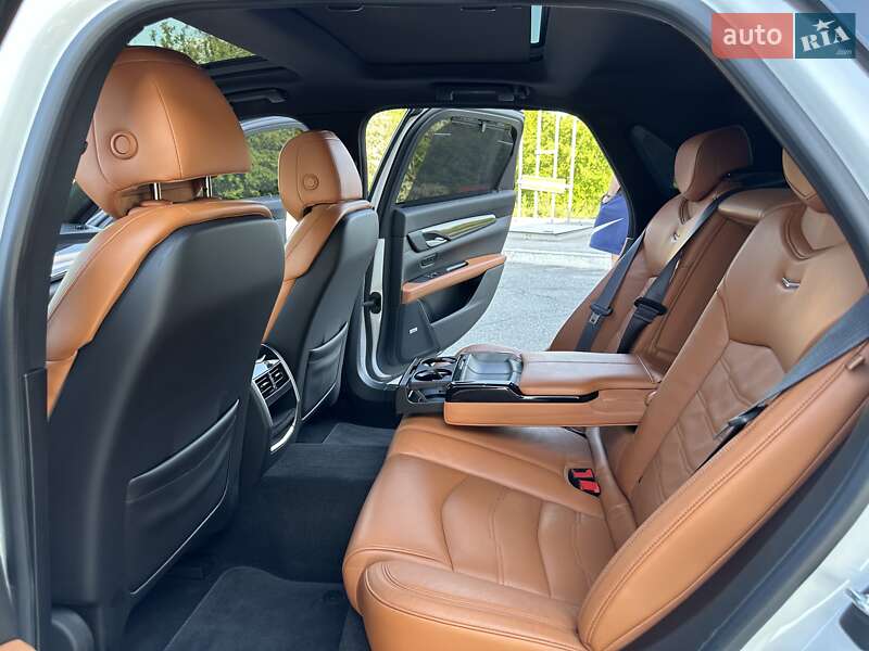 Седан Cadillac CTS 2016 в Дніпрі